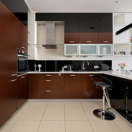 Apartment Przytulny Apartament Z Parkingiem I Biurkiem Przy Kazimierzu W Krakowie By Renters *